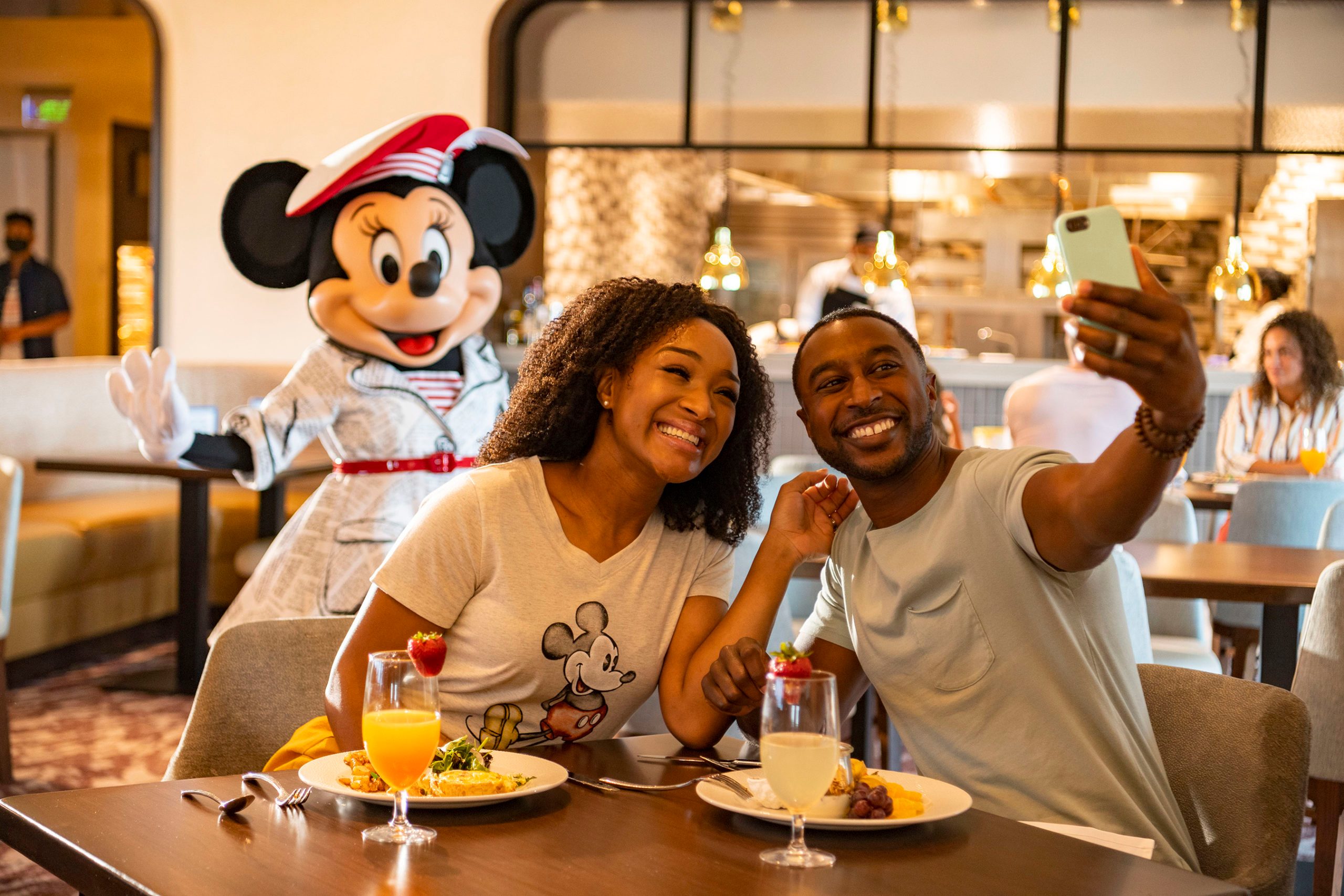 Disney Parks Just Made a Major Change to Its Dining Reservation System—And Fans Already Love It